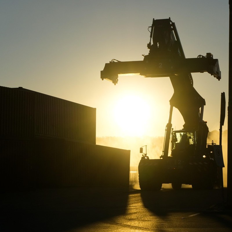 container-3754780_1280